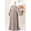 Umm Khadijâa Flared abaya with puffed sleeves