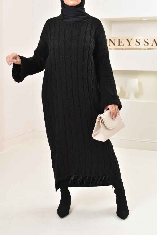 Twisted knit dress, cuffed sleeves