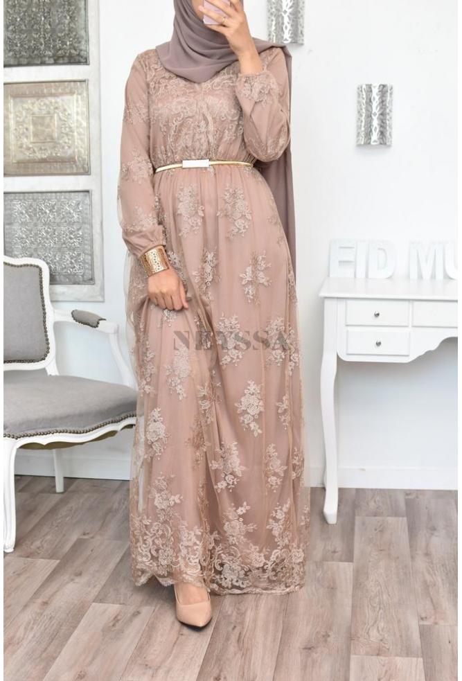 Comment choisir sa robe de soirée femme musulmane - Neyssa Boutique
