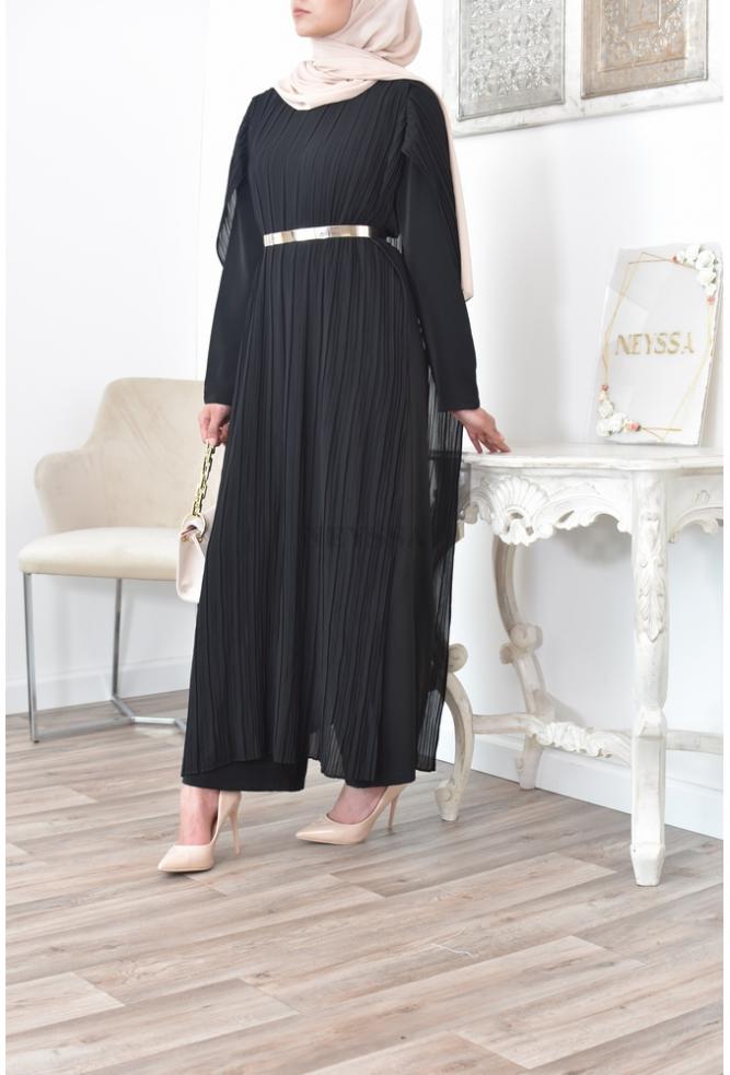 Cape jumpsuit a beautiful and original outfit for veiled women