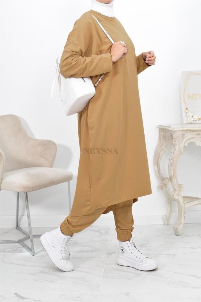 Joli ensemble sportwear femme musulmane tunique et pantalon pas cher