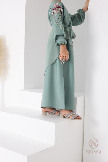 Naila Chiffon Detail Marine Green Flare Abaya